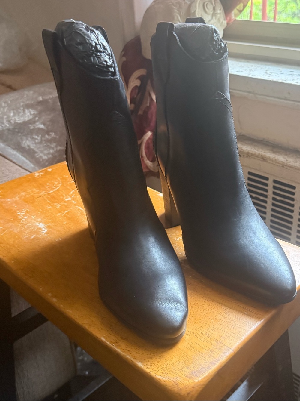 NWOB Nine West Black Ankle Booties  never worn